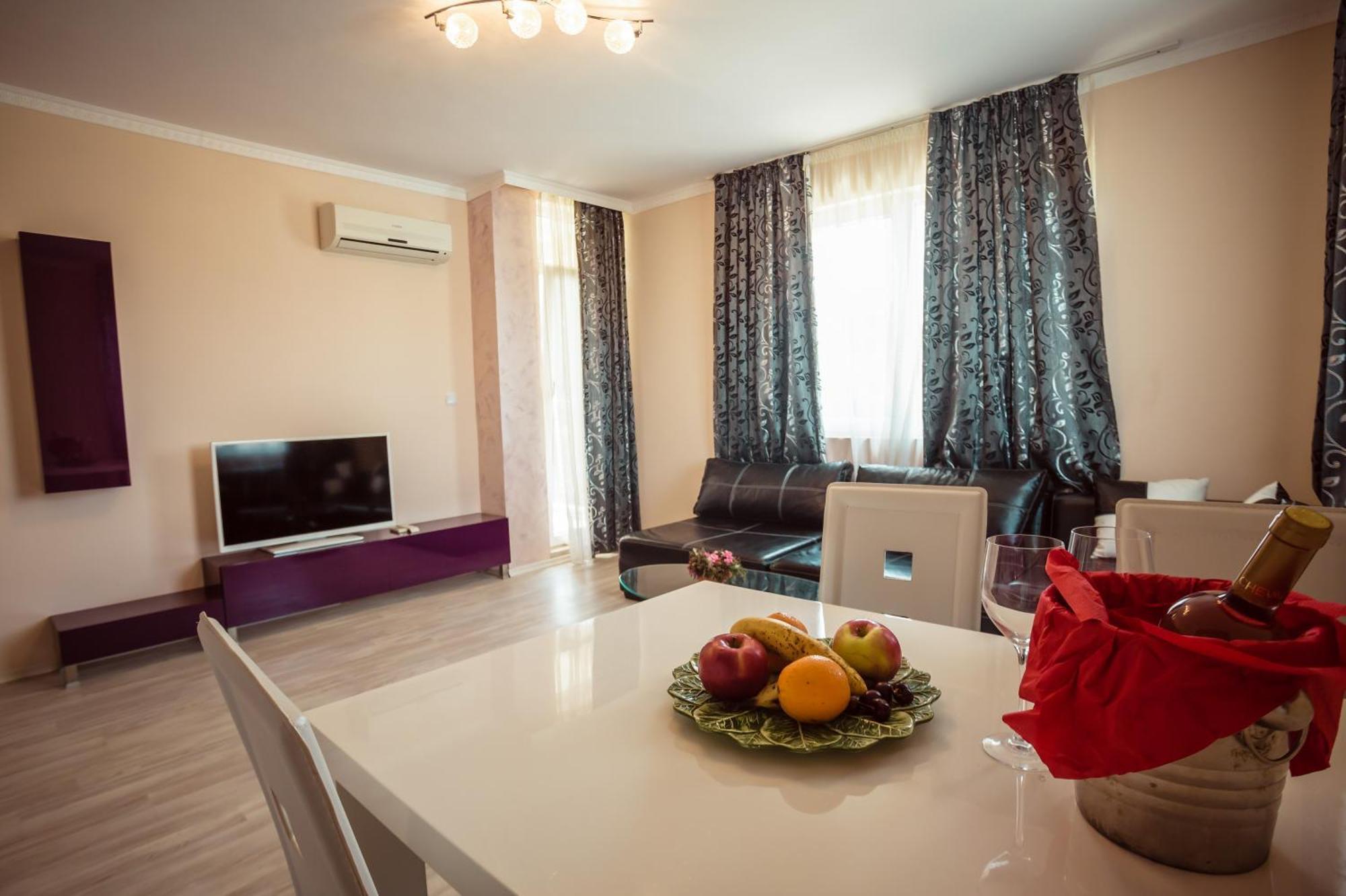 Biato Apartments Сонячний Берег Екстер'єр фото